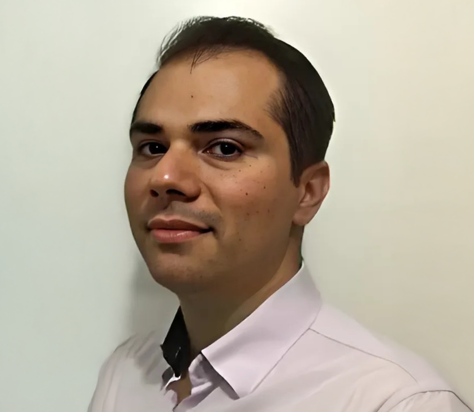 Carlos R. Ilário da Silva